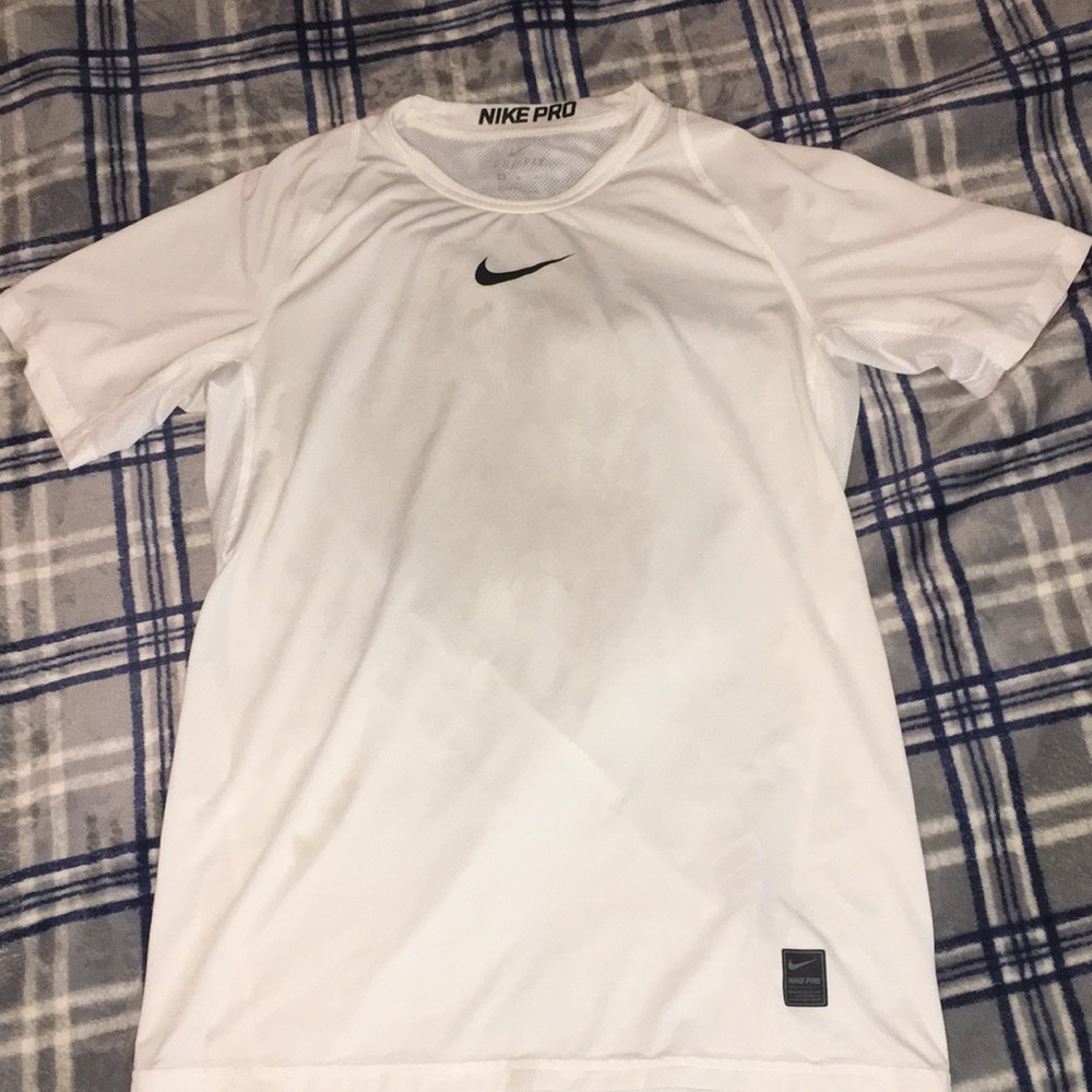 Nike tee